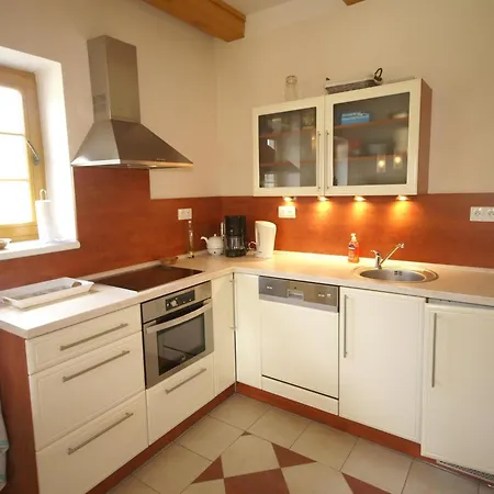 Casa vacanze In Roztoky U With Garden