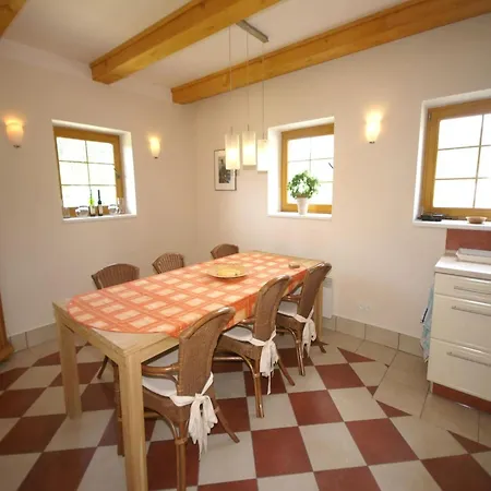 In Roztoky U With Garden Casa vacanze