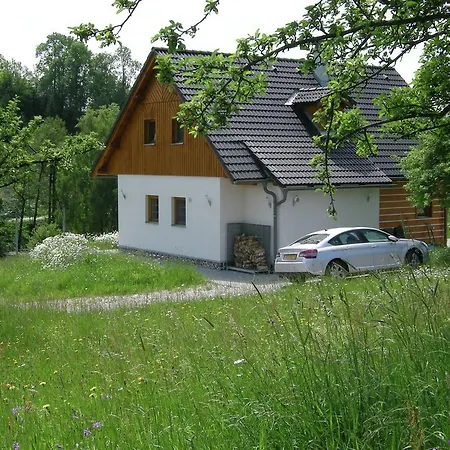 Casa vacanze In Roztoky U With Garden